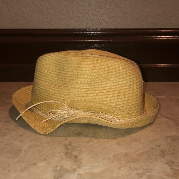 Tan hat with straw band. - Picture 1 of 4